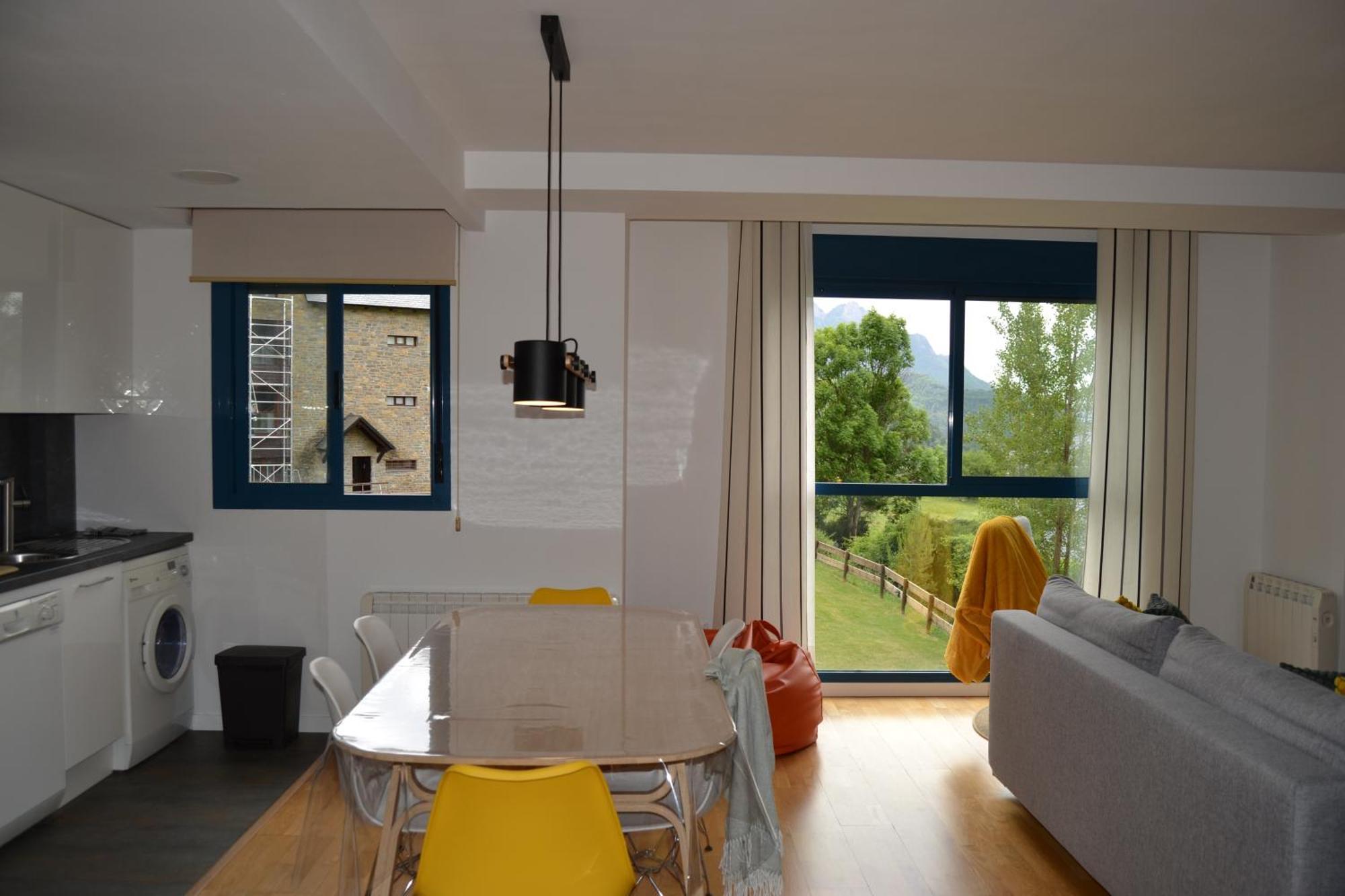 Ventanal De Saras Petfriendly Garaje Trastero Y Chimenea - Arafita Apartamentos Panticosa Ngoại thất bức ảnh