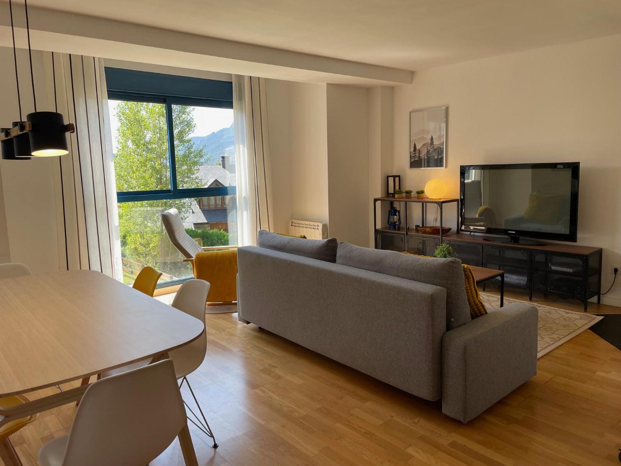 Ventanal De Saras Petfriendly Garaje Trastero Y Chimenea - Arafita Apartamentos Panticosa Ngoại thất bức ảnh